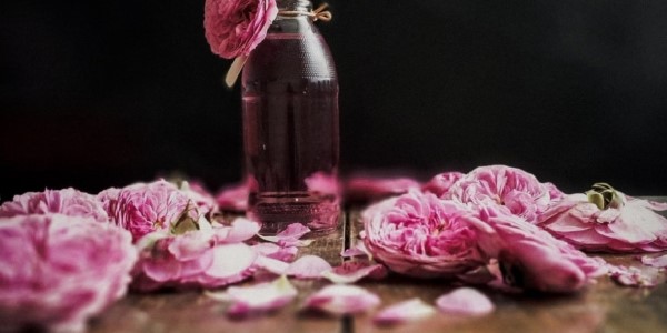 تصویر 4 از خرید و قیمت عرق گیاهی گلاب + فروش صادراتی